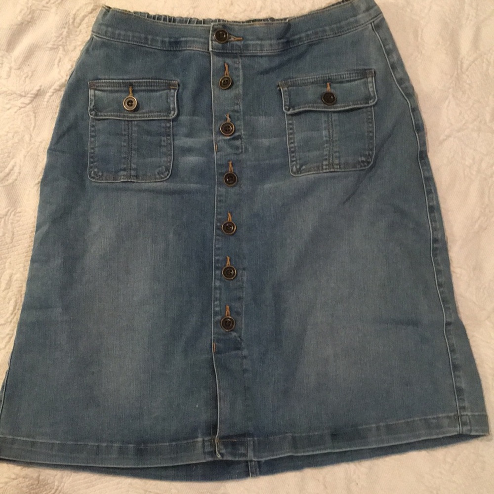 Denim skirt